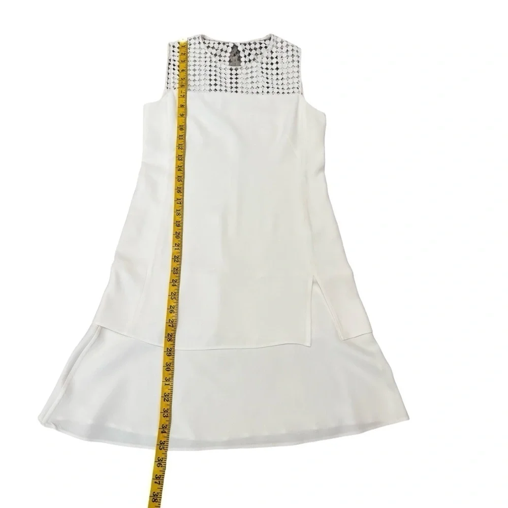 AKRIS Punto White Embroidered Dress NWOT Size 4 - Picture 9 of 16